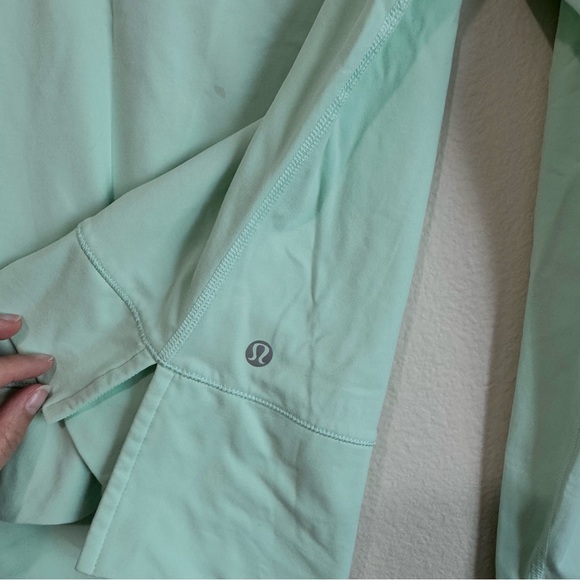 Lululemon Run: Warm Up Crew - Picture 8 of 10